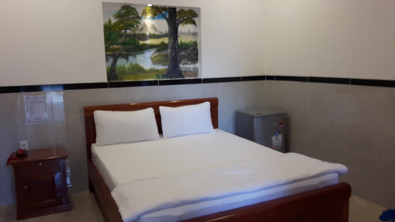 Motel Hoang Gia Long Khanh Εξωτερικό φωτογραφία