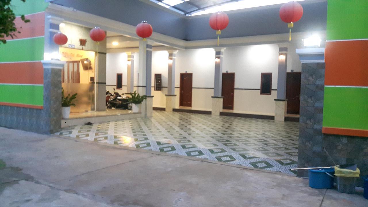 Motel Hoang Gia Long Khanh Εξωτερικό φωτογραφία
