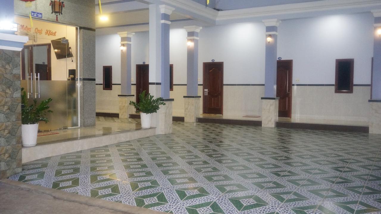 Motel Hoang Gia Long Khanh Εξωτερικό φωτογραφία